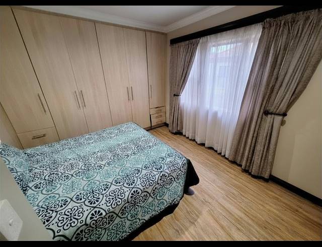 4 BEDROOM HOUSE FOR SALE IN VANDERBIJLPARK SE 8
